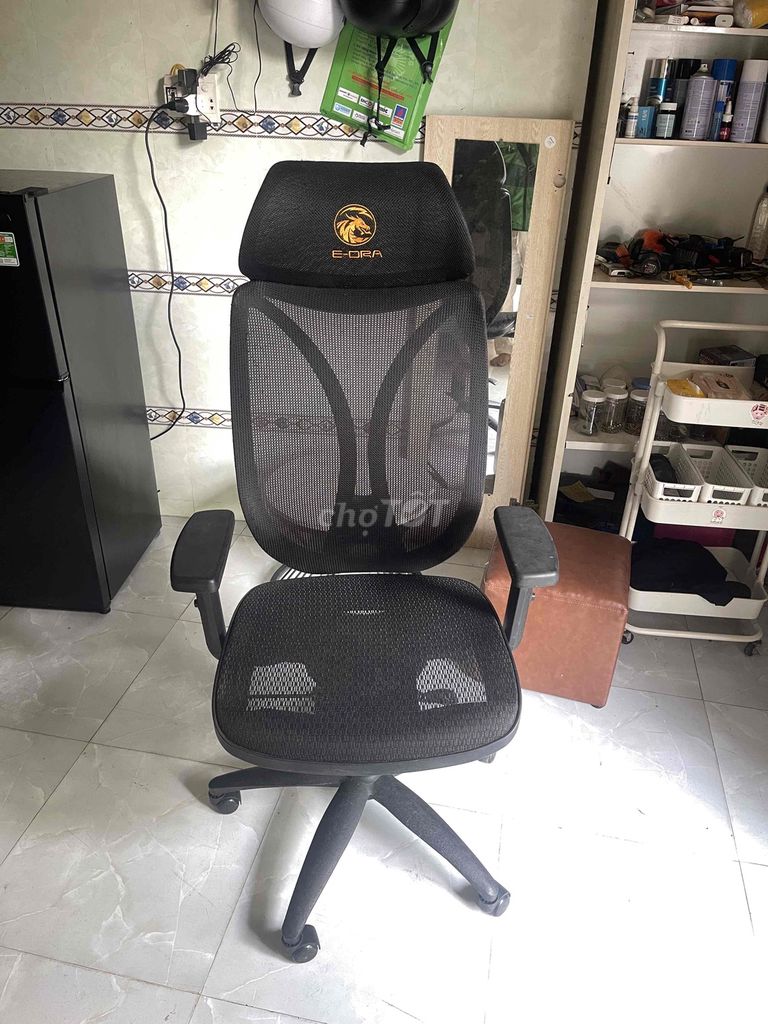 Ghế công thái học E-Dra Đen Lưới Thoáng khí. Mua bán Đồ dùng văn phòng tại Quận Cẩm Lệ Đà Nẵng được đăng bởi Nguyễn Hồng Doanh hình 1