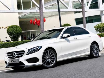 Mercedes-Benz C200 2018 Trắng Số tự động