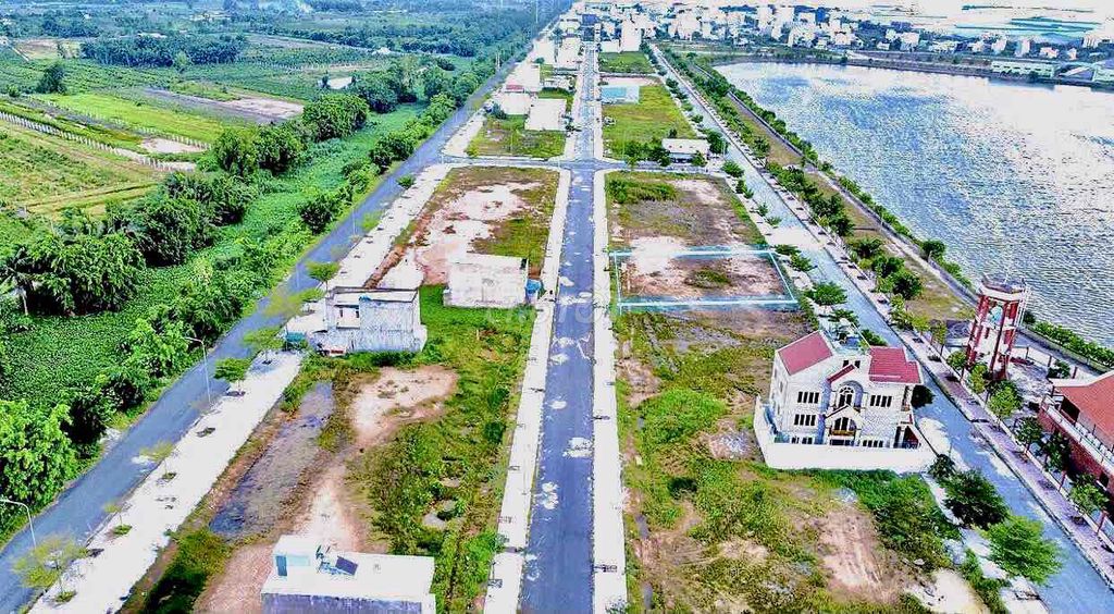 CHÍNH CHỦ BÁN GẤP KHU BIỆT THỰ 175m2 GIÁ 2tỷ987 NGAY TRONG TUẦN