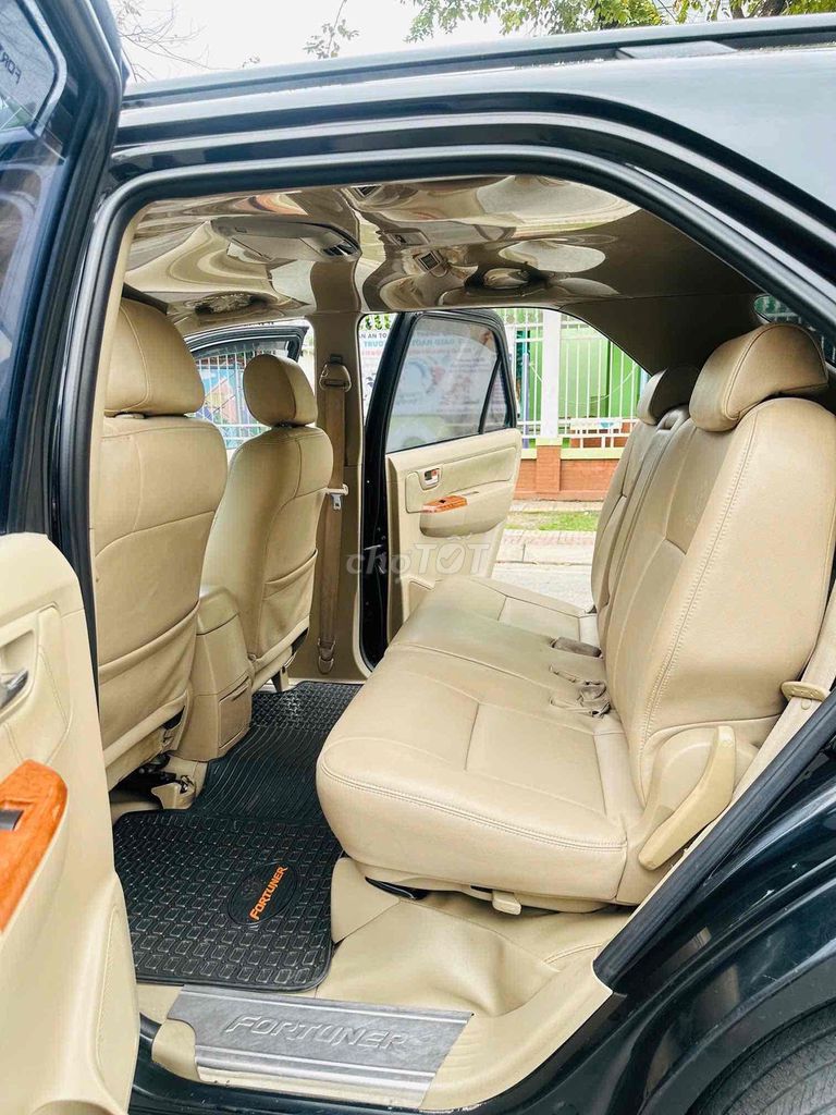 Toyota Fortuner 2011 2.7V -. Mua bán Ô tô tại Quận 1 Tp Hồ Chí Minh được đăng bởi AUTO 380 hình 7