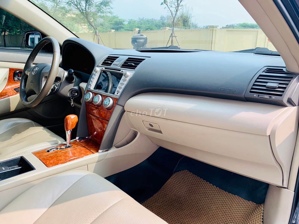 Toyota Camry LE 2007 Đen 102.000 km. Mua bán Ô tô tại Quận Gò Vấp Tp Hồ Chí Minh được đăng bởi Quang hình 7