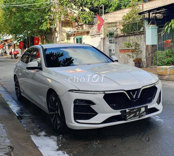 VinFast Lux SA 2.0 Plus 2.0 AT 2020. Mua bán Ô tô tại Quận Tây Hồ Hà Nội được đăng bởi Lý Đức Thắng hình 4