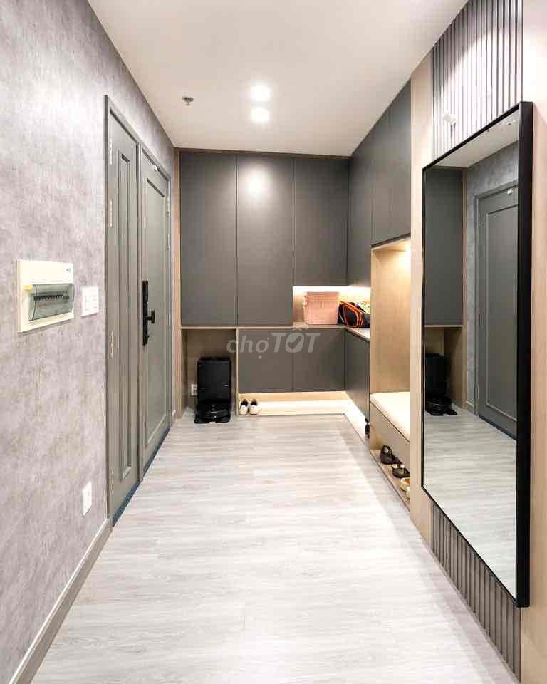 Аренда квартиры 3 спальни, 129м2 в Sky Center, полная мебель 25 млн/месяц