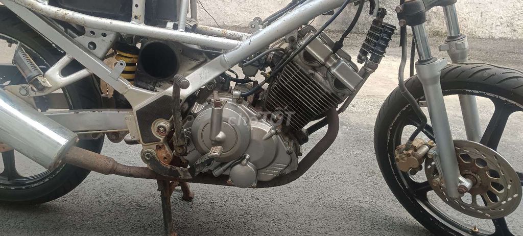 Phụ tùng Suzuki FX 125cc Bạc. Mua bán Phụ tùng xe tại Quận Gò Vấp Tp Hồ Chí Minh được đăng bởi Vũ Hải hình 5