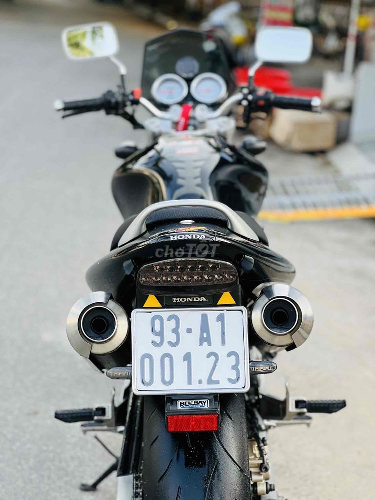 HORNET 250 XE ĐẸP KENG BIỂN SỐ SÃNH VIP. Mua bán Xe máy tại Huyện Chợ Mới An Giang được đăng bởi XE MÁY THIỆN PHÁT AN GIANG hình 2