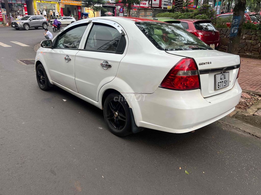 Daewoo Gentra 2007 SX 1.5 MT - 200000 km. Mua bán Ô tô tại Thành phố Buôn Ma Thuột Đắk Lắk được đăng bởi Vu dinh khang hình 1
