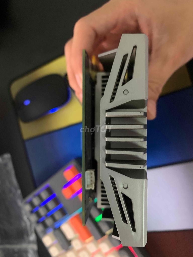 cần bán GTX 750ti