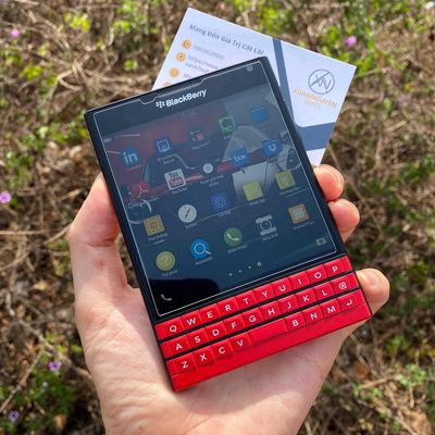 Điện Thoại Blackberry Passport Red Limited Edition