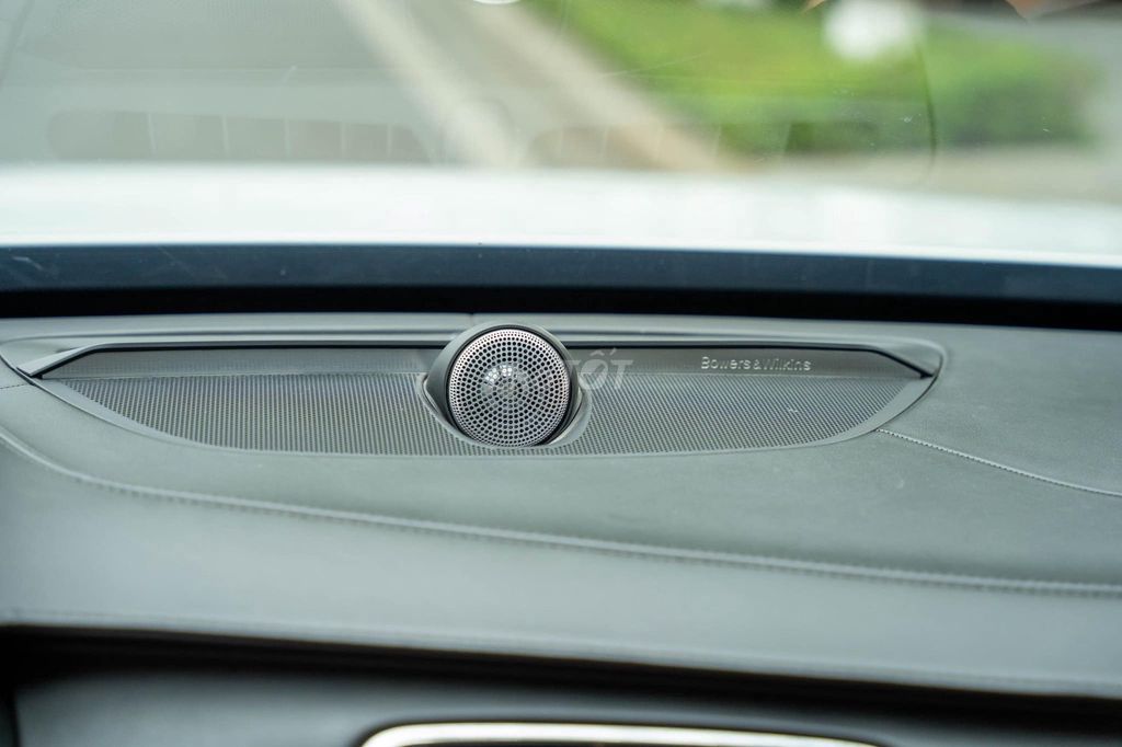 Volvo XC90 T6 2016 màu trắng nk Thụy Điển. Mua bán Ô tô tại Quận 12 Tp Hồ Chí Minh được đăng bởi Xuân Trường hình 4