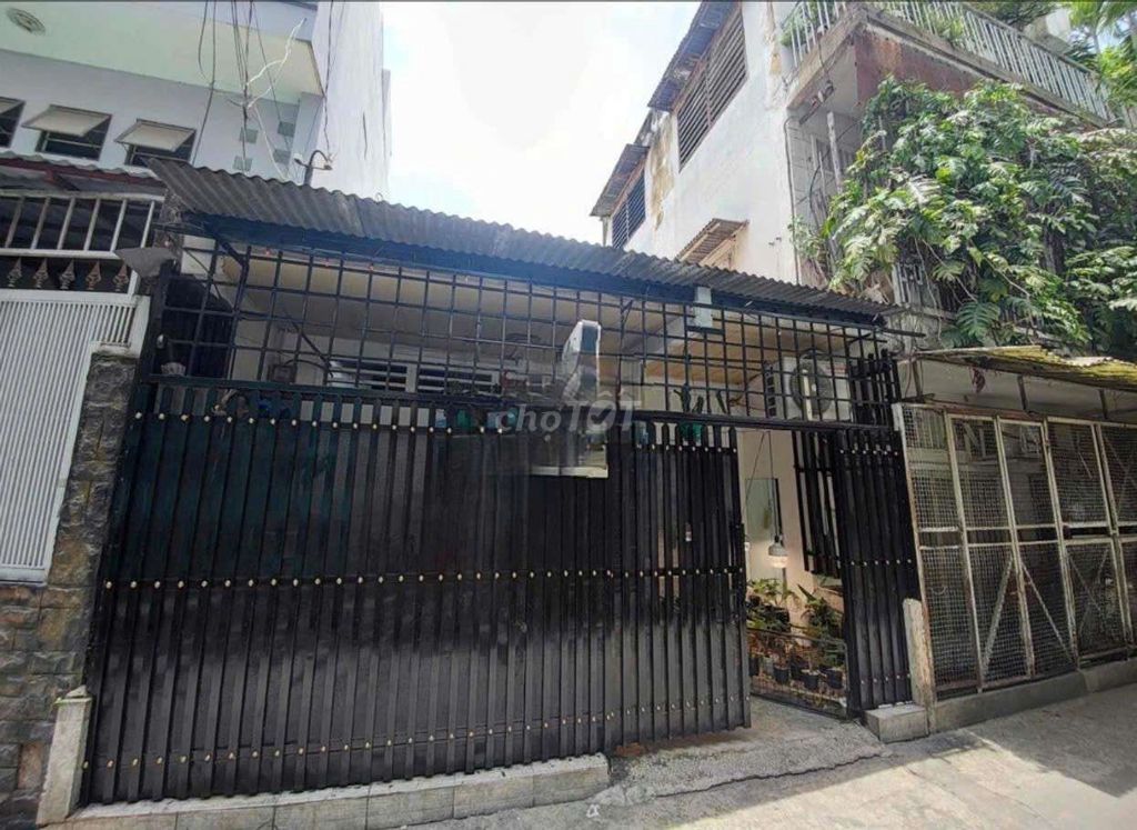 Аренда · 3 комн. · 75 м² · Quận 10, ул. Đường Tô Hiến Thành