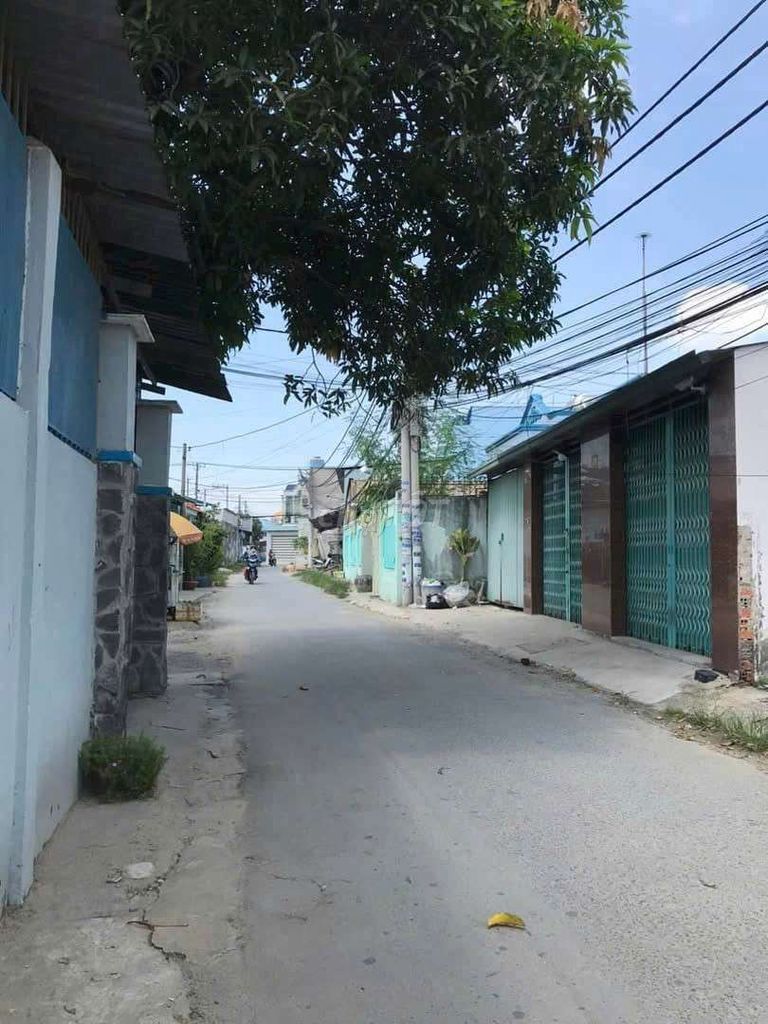 Kho mặt tiền Tam Đông 1-Thới Tam Thôn-Hóc Môn.Dt 11x38~386m2~11,6ty