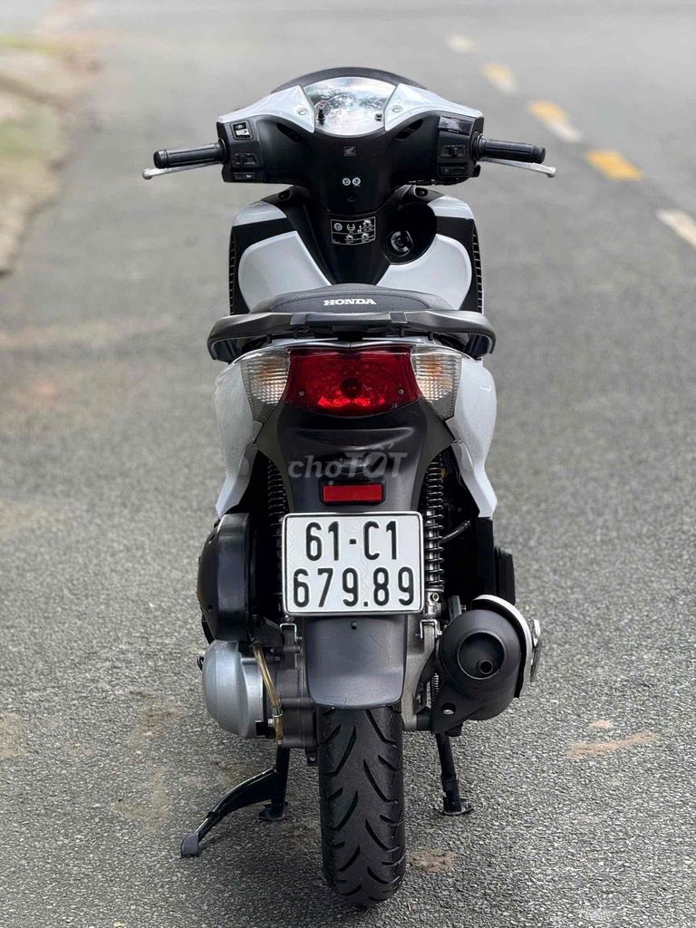 SH 150i 2010 BS 67989 Trắng Đen. Mua bán Xe máy tại Thành phố Thủ Đức Tp Hồ Chí Minh được đăng bởi Vũ Vũ hình 2