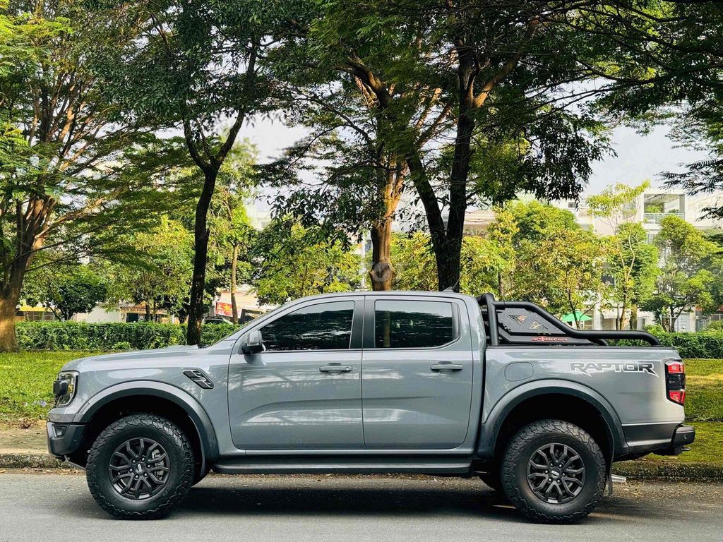RAPTOR 2023 Lướt, Trang bị đầy ấp phụ kiện theo xe. Mua bán Ô tô tại Quận 1 Tp Hồ Chí Minh được đăng bởi Ms Ly Bến Thành Ford hình 4