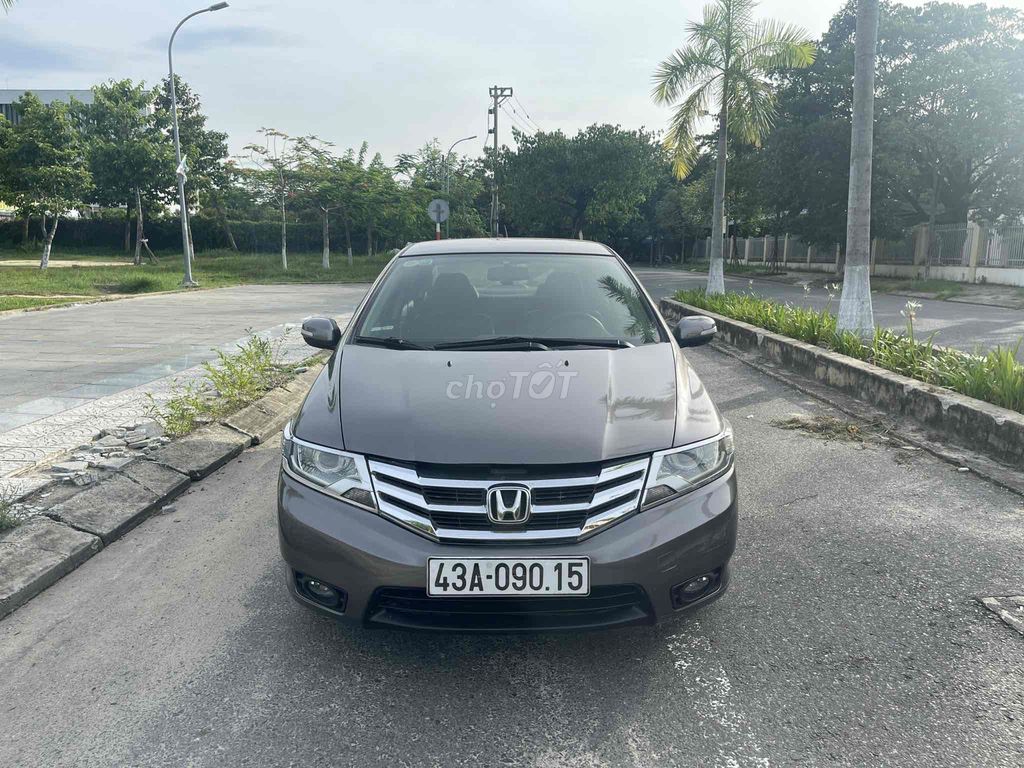 Honda City 2013 1.5 AT - 110000 km số tự động