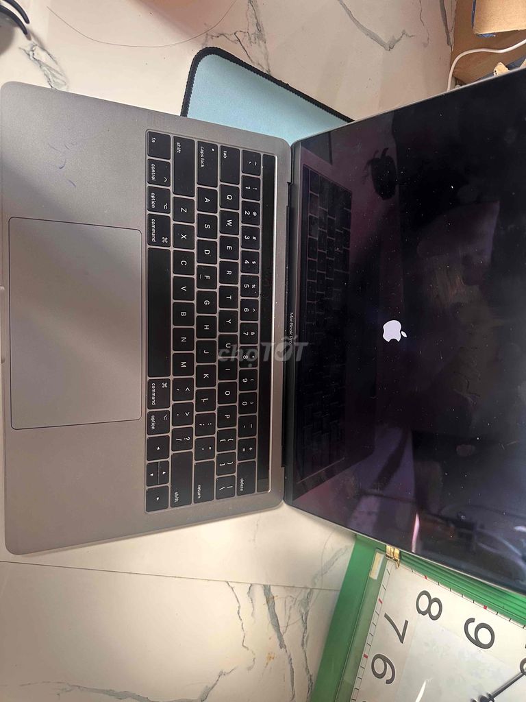 Apple MacBook Pro 2016 Touch Bar Xám. Mua bán Laptop tại Thành phố Thủ Đức Tp Hồ Chí Minh được đăng bởi Lê Bảo Trân hình 1