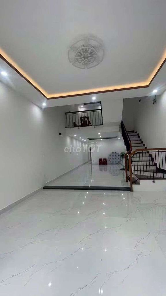 🏡 cho thuê nhà nguyên căn 3 tầng khu nam việt á