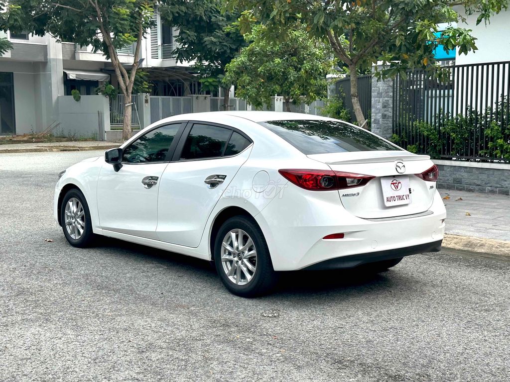Mazda 3 2018 1.5 AT Sedan - 39000 km. Mua bán Ô tô tại Thành phố Thủ Dầu Một Bình Dương được đăng bởi Trần Đình Sáng hình 5
