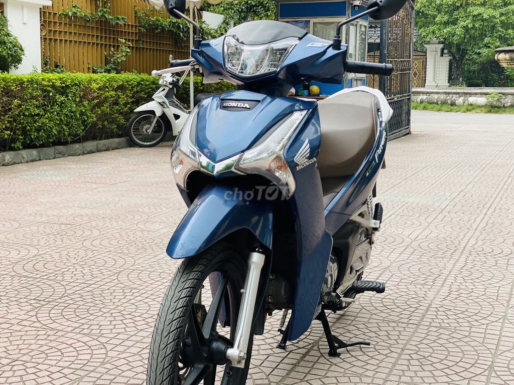 HONDA FUTURE 125 FI XANH ĐÁ ĐÈN LED ĐỜI MỚI 2023. Mua bán Xe máy tại Quận Cầu Giấy Hà Nội được đăng bởi TUẤN MINH hình 1