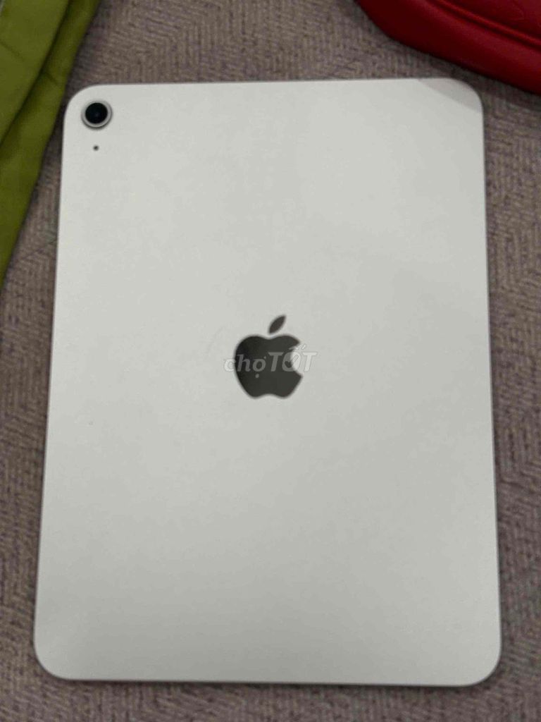 Apple iPad A16 Bạc 128G Wifi 99% sạc 16 lần. Mua bán Máy tính bảng tại Quận 7 Tp Hồ Chí Minh được đăng bởi Nguyễn Quốc Huy hình 1