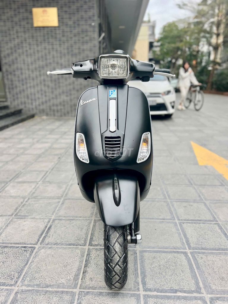 Vespa S 2012 máy 2v đen sần biển Ba Đình HN