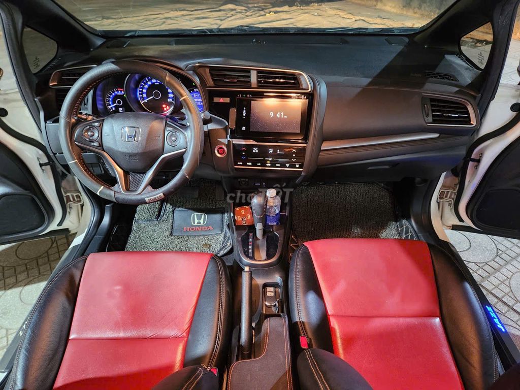 Honda Jazz 2018 RS đi ít mới 38 ngàn bao check. Mua bán Ô tô tại Thành phố Thủ Đức Tp Hồ Chí Minh được đăng bởi Thái Phạm hình 12