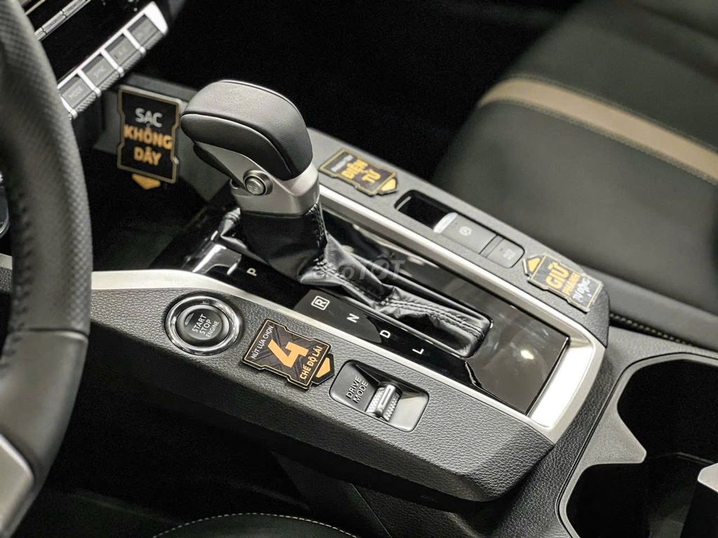 MITSUBISHI XFORCE - XE MỚI 100% + TRƯỚC BẠ. Mua bán Ô tô tại Quận 1 Tp Hồ Chí Minh được đăng bởi Minh Phươngg hình 8