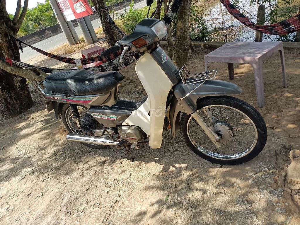 Bán hoặc trao đổi xe Honda Astrea 100 biển Hà Nội. Mua bán Xe máy tại Thành phố Tây Ninh Tây Ninh được đăng bởi Hạnh phúc bên em  hình 1