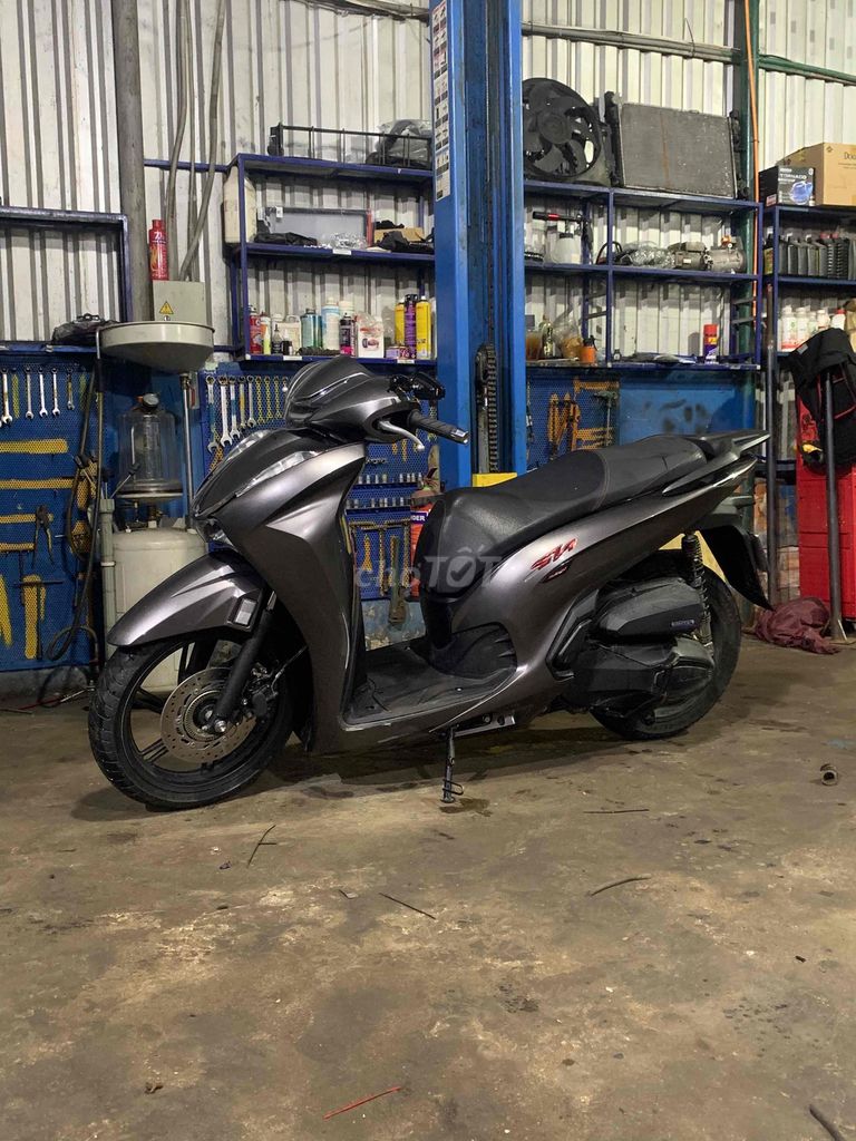 Honda SH350i 2022 Таиланд Серый 13 000 км