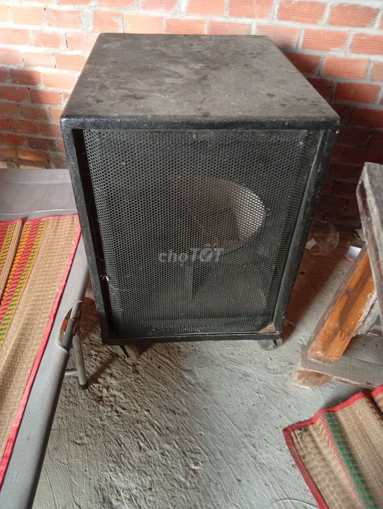 Loa siêu trầm màu Đen. Mua bán Tivi, Âm thanh tại Huyện Thạnh Phú Bến Tre được đăng bởi Nguyen Minh Thua hình 1