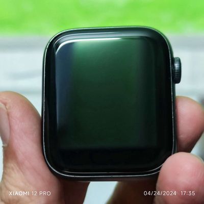 Apple Watch S5 GPS 44mm đen MY/A