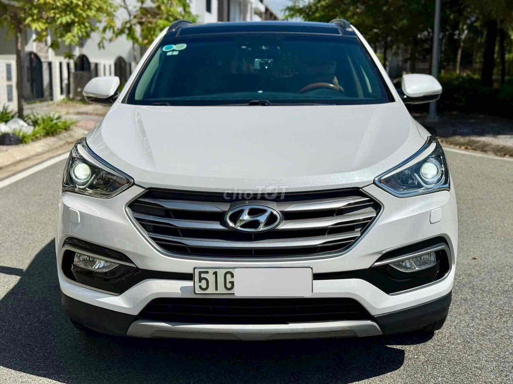 Hyundai Santa Fe 2018 2.4 AT 2WD - 80000 km xe Đep. Mua bán Ô tô tại Thành phố Vũng Tàu Bà Rịa - Vũng Tàu được đăng bởi Hùng LUXURY 6789 UY Tín Tạo Nên Thương Hiệu hình 17