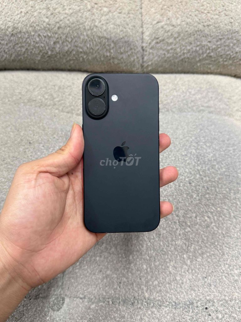 iPhone 16 128GB Đen Quốc tế zin full - có góp. Mua bán Điện thoại tại Quận 12 Tp Hồ Chí Minh được đăng bởi Hoàng Minh Tiến Luxury hình 1