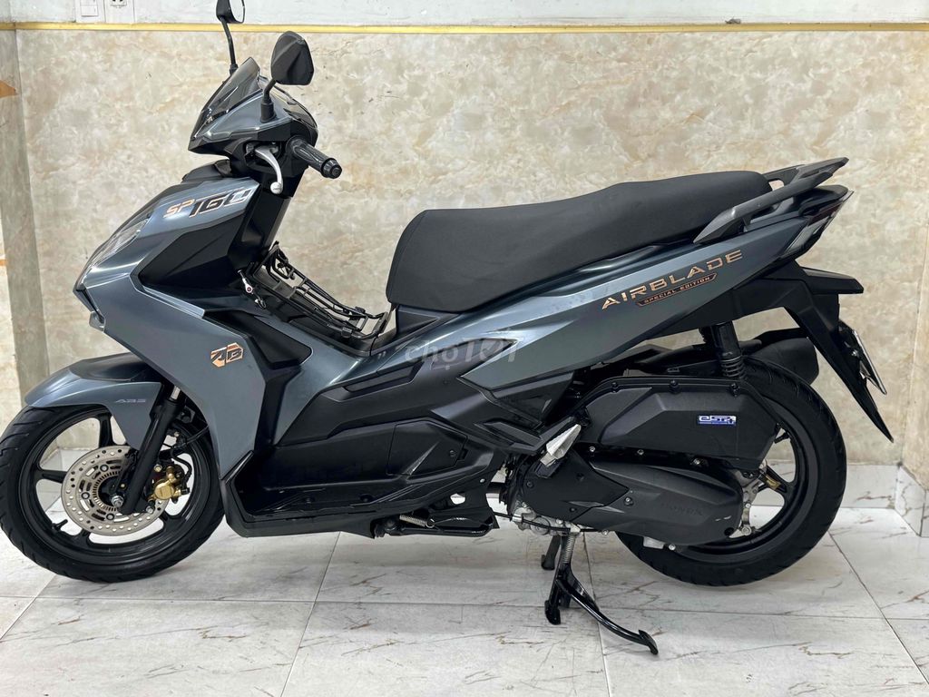 AB 160 ABS màu xám đời 2024 mới keng 43AA-817.40. Mua bán Xe máy tại Quận Sơn Trà Đà Nẵng được đăng bởi Minh Dũng bán trả góp 136 vân đồn  hình 6