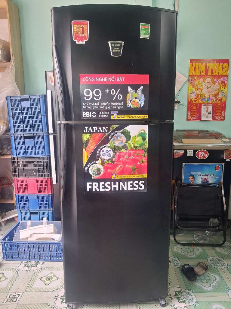Tủ lạnh Sharp 400 lít Đen làm lạnh nhanh. Mua bán Tủ lạnh tại Quận Bình Thuỷ Cần Thơ được đăng bởi điên lanh ân nghĩa hình 1