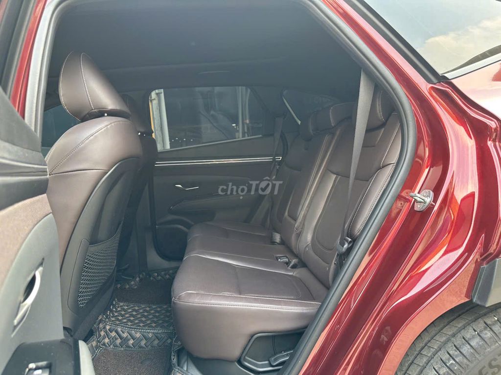 Hyundai Tucson 1.6Turbo 2023  - 28000 km. Mua bán Ô tô tại Thành phố Thủ Đức Tp Hồ Chí Minh được đăng bởi Trọng Thức hình 9