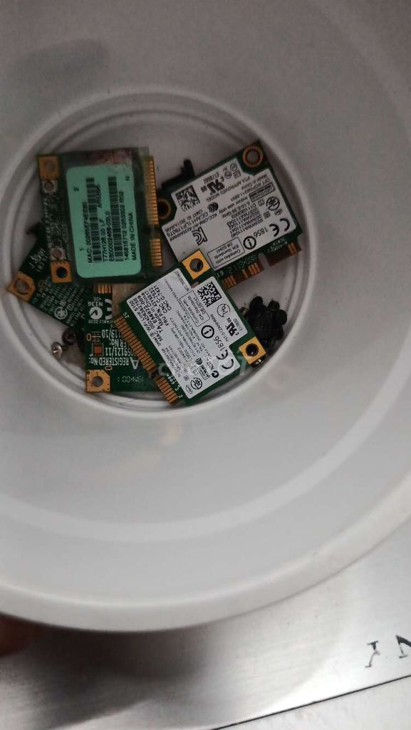 Card WiFi Intel WiFi Link . Mua bán Linh kiện (RAM, Card...) tại Quận Thanh Xuân Hà Nội được đăng bởi Mr AckeIt hình 1