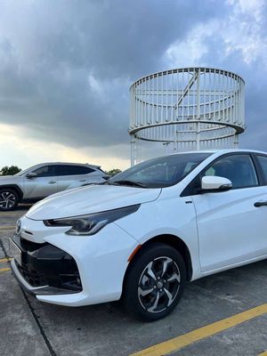 Toyota Vios 2025 Số sàn 17000 km Trắng