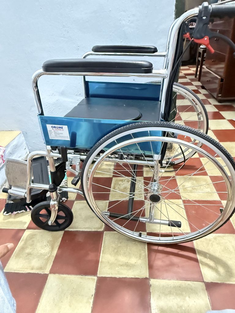 Xe lăn Oromi XL-009GD-5 Xanh dương. Mua bán Đồ chuyên dụng, Giống nuôi trồng tại Thành phố Vĩnh Long Vĩnh Long được đăng bởi MAO DANGVAN hình 1