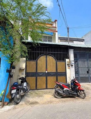 Townhouse 112 m² · 4 bed · Đường Lê Trọng Tấn