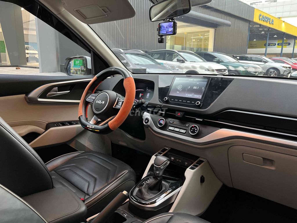 Kia Carens 1.5G IVT 2023- odo siêu lướt. Mua bán Ô tô tại Quận Tân Phú Tp Hồ Chí Minh được đăng bởi Nguyễn Tân Xe Lướt  hình 3