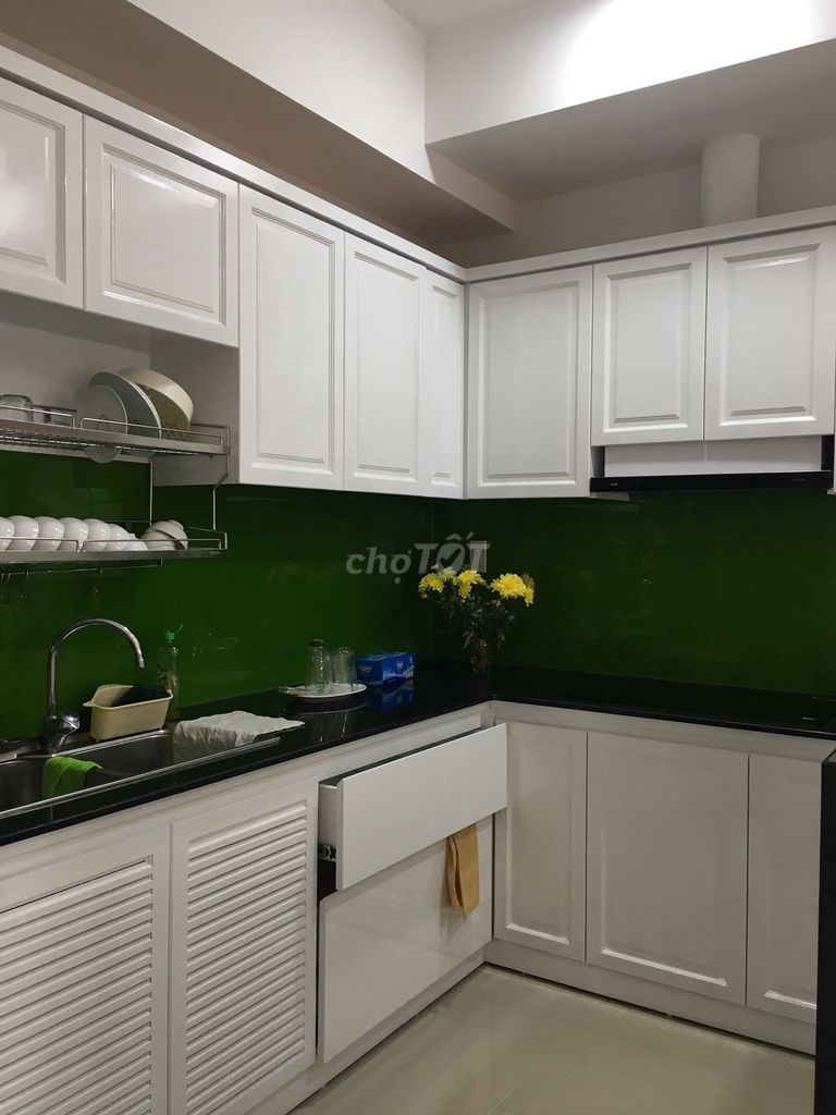 Долгосрочная аренда квартиры Gold Sea View