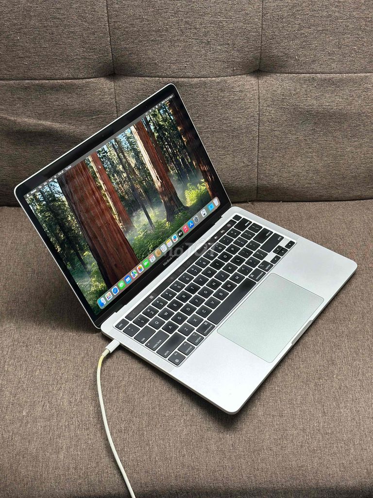 Macbook pro M1 13' silver Ram 16/256GB  Pin 98%. Mua bán Laptop tại Quận 10 Tp Hồ Chí Minh được đăng bởi APPLE 2HAND hình 2