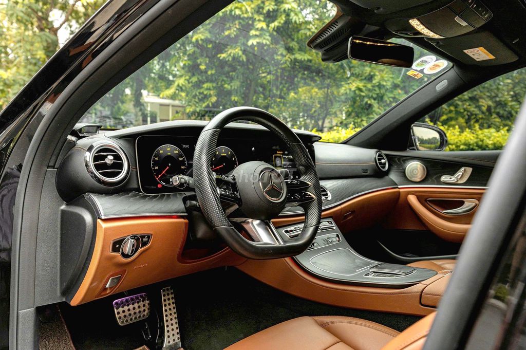 E300 AMG sx 2021 zin đẹp giá cực tốt. Mua bán Ô tô tại Quận 7 Tp Hồ Chí Minh được đăng bởi tuấn anh hình 17