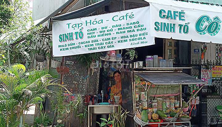 Cafe Sinh Tố Cô Dung Khu Đại Học An Giang.