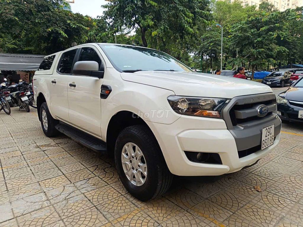 Ranger 2017 XLS 2.2L 4x2 AT - 12000 km. Mua bán Ô tô tại Quận Cầu Giấy Hà Nội được đăng bởi Hà Châu Tuyền hình 3