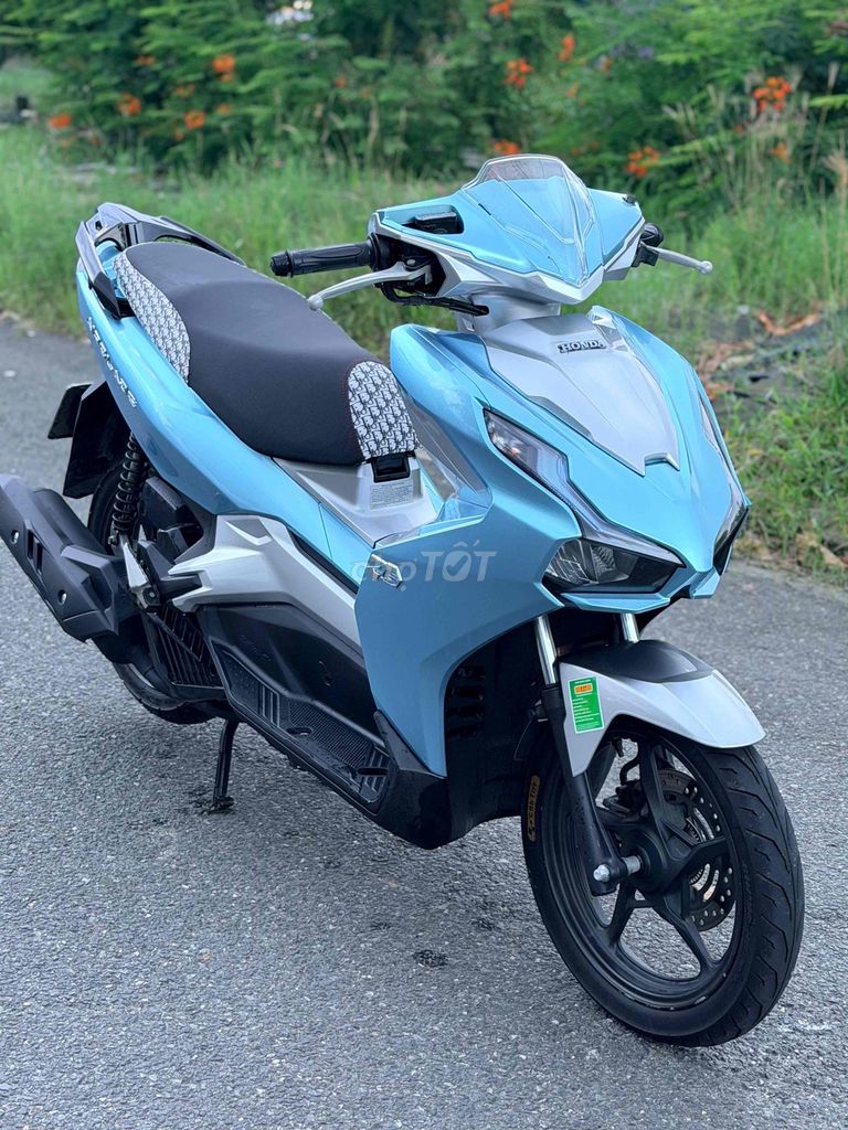 Лезвие Honda Air Blade 150 2021 ABS синее серебро 43