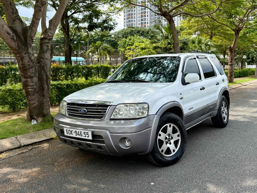Форд Эскейп XLT 3.0 2006 Белый