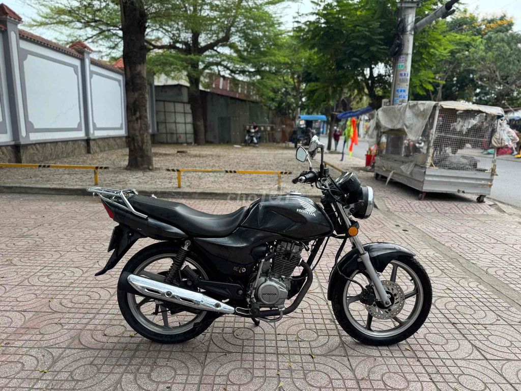 Honda CB125 2009 biển số thành phố