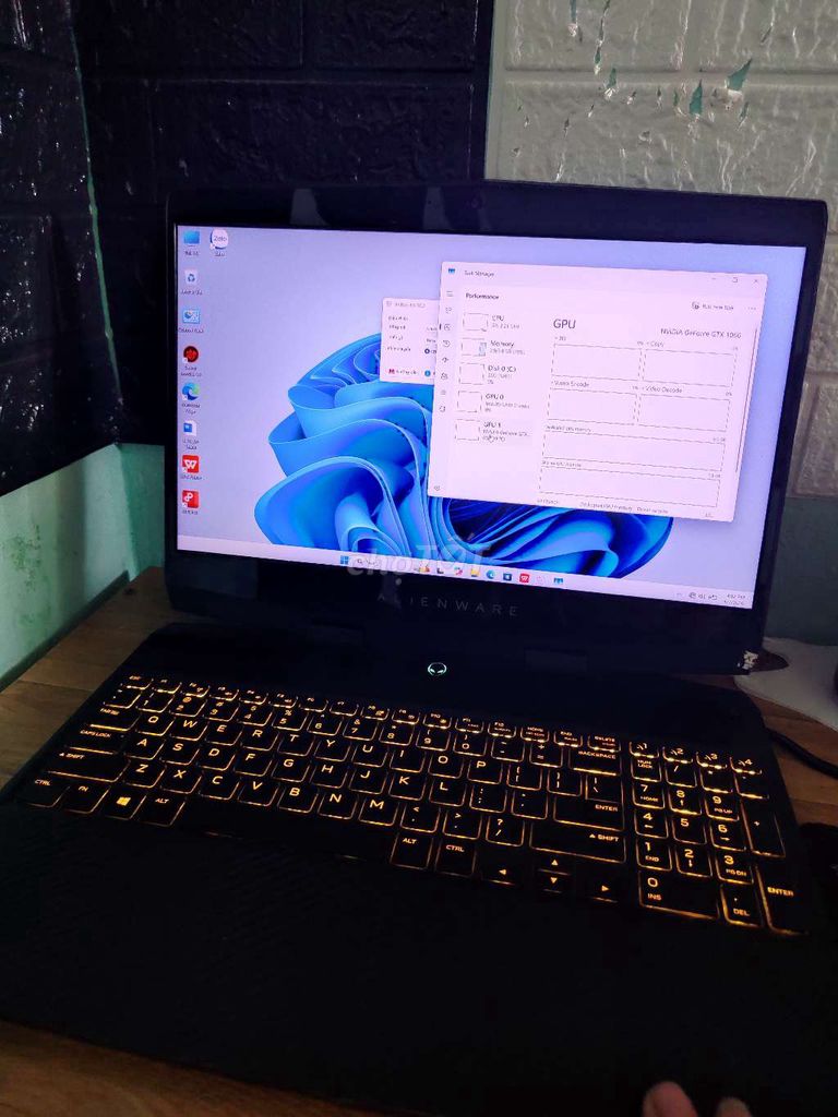 Dell Alienware M15 R3 i7 gen 8 gtx1060. Mua bán Laptop tại Quận Bắc Từ Liêm Hà Nội được đăng bởi Quang hình 1