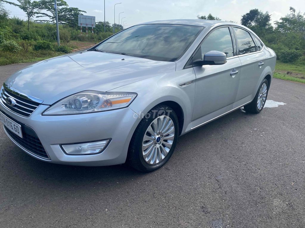 Ford Mondeo 2010 - 82000 km xe gia đình sử dụng. Mua bán Ô tô tại Huyện Định Quán Đồng Nai được đăng bởi Vũ Trường hình 1